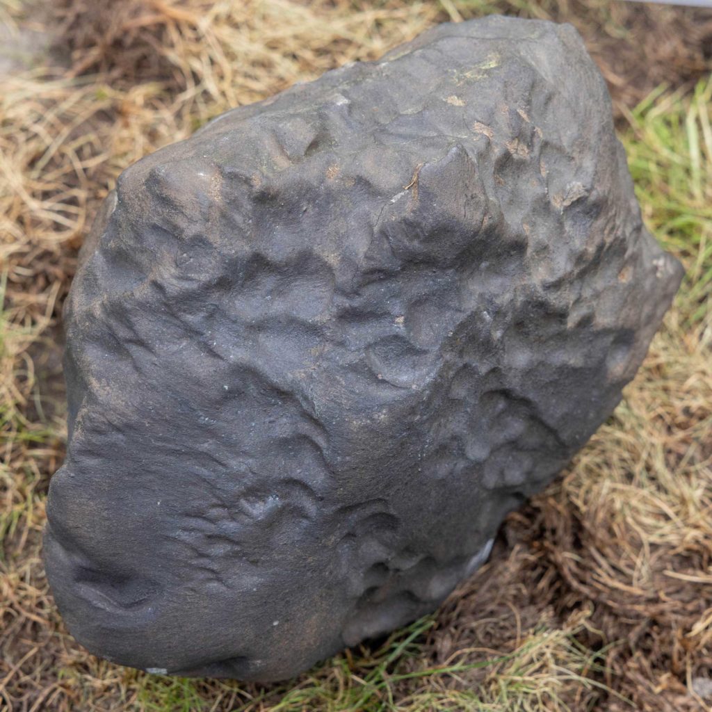 Einschläge und Funde von Gesteins-Bruchstücken aus dem All