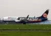SunExpress Boeing 737 in unverkennbarer Sonderlackierung des offiziellen Airline-Partners Eintracht Frankfurt