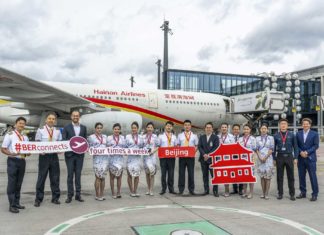 Hainan Airlins feiert 15. Jubiläum am BER