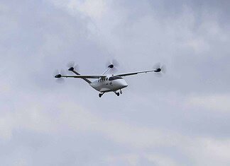 Der HyBird Versuchtsträger auf seinem ersten Flug