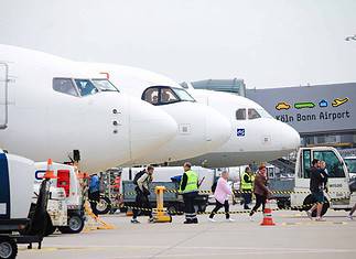 Flughafen Köln Bonn, Vorfeld