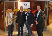 aircargo club deutschland feiert 60. Geburtstag Ingo Richter, Vizepräsident des acd, Christopher Stoller, Präsident des acd, sowie Thorsten Hecker, Vorstand Finanzen beim acd.