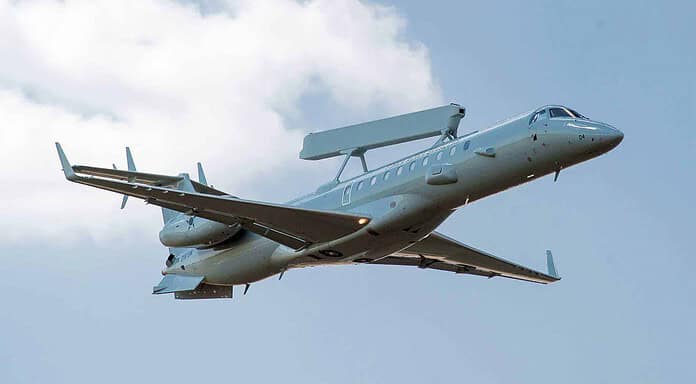 Embraer EMB 145 AEW&C als E-99M-Flugzeug für die brasilianische Luftwaffe Embraer EMB 145 AEW&C-Flugzeug für die brasilianische Luftwaffe (FAB), das im FAB aufgerüstet und als E-99M bezeichnet wurde.