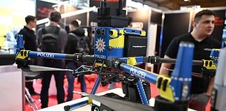 Stand von Droneparts.de, Drohne von dji, M 300 auf der AERO 2023