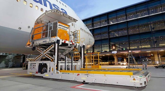 Fraport Verkehrszahlen im April: Steigerung um 5,6 Prozent Fraport Flugzeugabfertigung