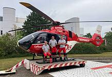 New Christoph 44 helicopter H135 in operation in Göttingen The Göttingen crew in front of the new H135: Pilot and station manager Dennis Lauterberg, emergency physician Dr. Tim Hösch, and HEMS TC Michael John. (from left)