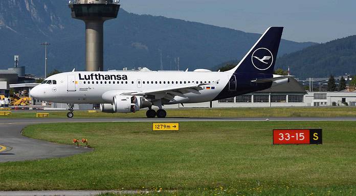 Mehr Flüge ab Flughafen Salzburg im Sommer 2025 Lufthansa A319 D-AILD-SZG am Flughafen Salzburg