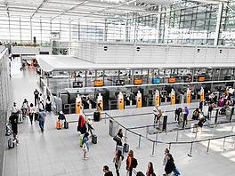 Munich Airport records passenger growth of 12.5 percent Passengers in the central hall of Terminal 2 at Munich Airport