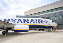 Ryanair reduziert Flugangebot massiv Ryanair-Flieger auf dem Vorfeld