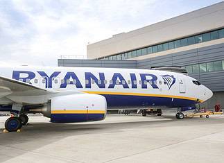Ryanair-Flieger auf dem Vorfeld