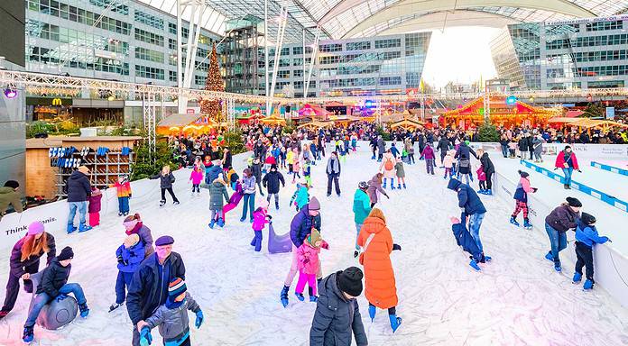 Winter magic: Christmas market at Munich Airport Christmas and winter market 2023