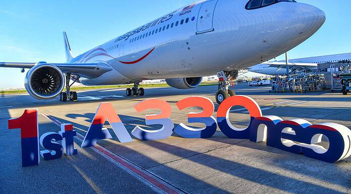Malaysia Airlines übernimmt ersten Airbus A330neo Airbus liefert erste A330neo für Malaysia Airlines aus