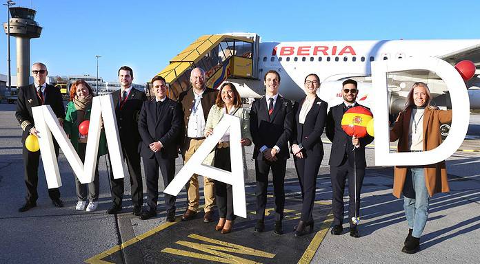 Salzburg Airport nimmt Neapel und Madrid in Winterflugplan auf Iberia Erstflug ab Salzburg Airport nach Madrid