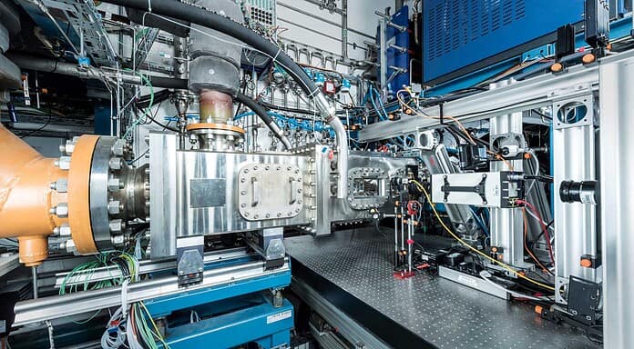 Nachhaltigkeit in der Luftfahrt: SAF-Forschung zur Klimareduktion Nachhaltige Kraftstoffe (SAF) auf dem Prüfstand HBK1