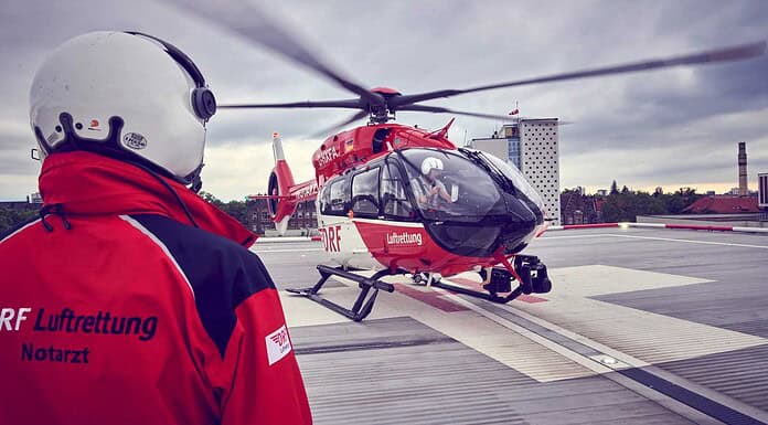„Tag der Luftretter“: Luftrettung stärkt Notfallsystem Je schwerer die Erkrankung oder Verletzung eines Patienten, desto wichtiger ist der direkte Transport in eine speziell ausgerüstete Klinik: die Luftrettung bietet entscheidende Zeitvorteile. (Quelle: Ruprecht St