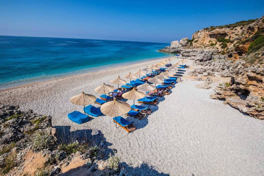 Albanischer Strand an der Adria