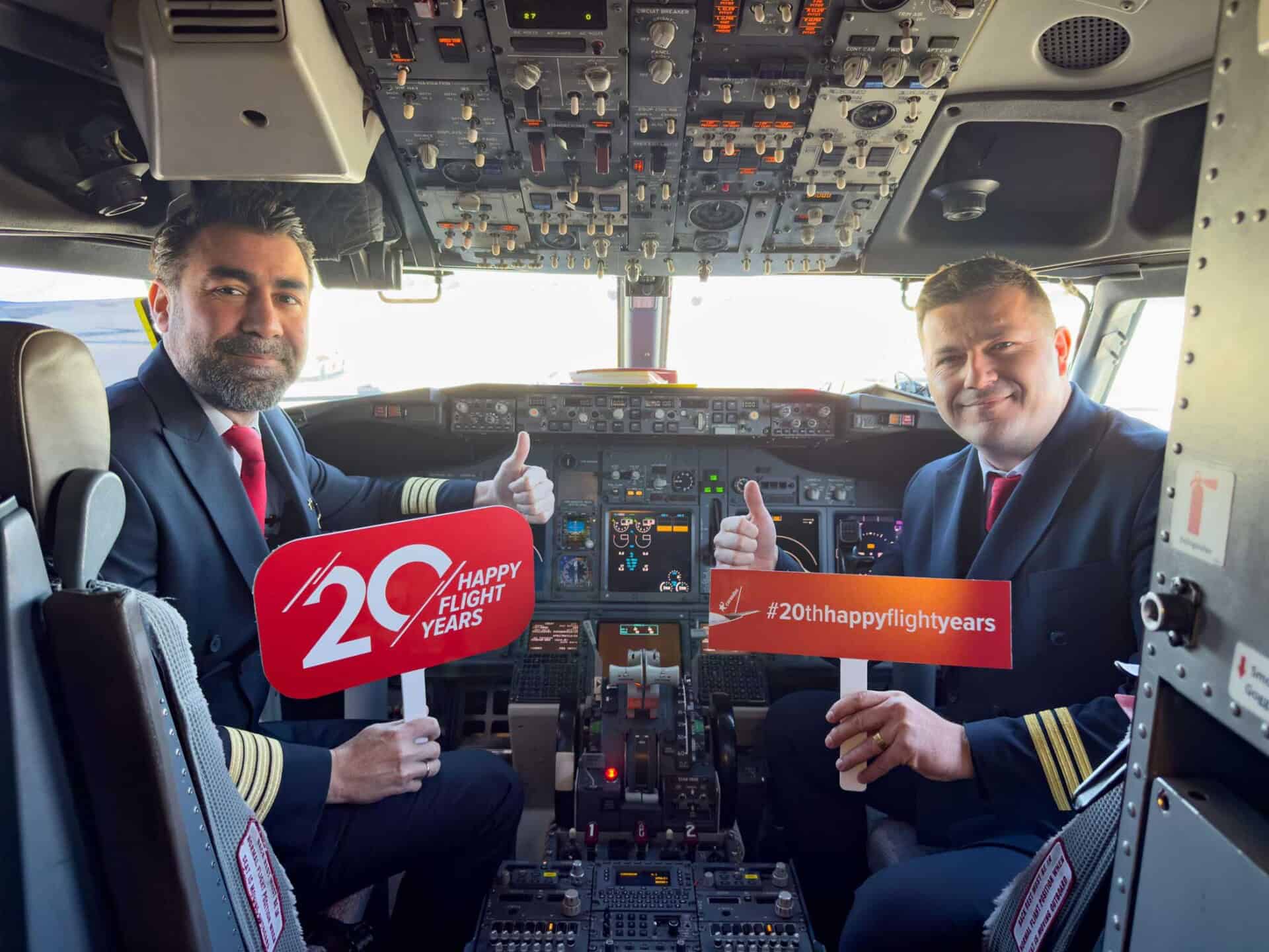 Corendon pilots in the cockpit