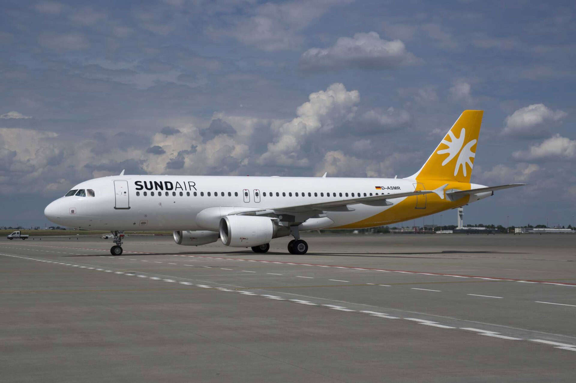 Sundair Airbus A320