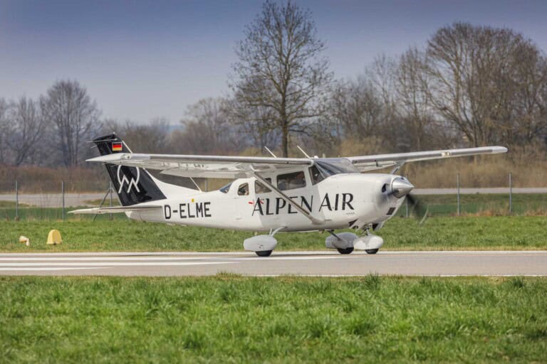 ALPEN AIR Cessna T206H