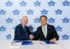 At the 81st Annual General Meeting of the International Air Transport Association (IATA) and the World Air Transport Summit (WATS), EVA AIR President Clay Sun (right) and IATA Director General Willie Walsh (left) signed a cooperation agreement announcing EVA AIR's official membership in IATA's Turbulence Aware platform.