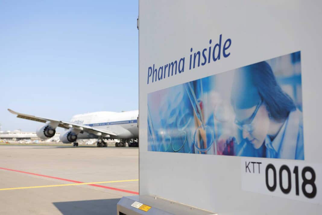 Thermotransporter auf dem Vorfeld