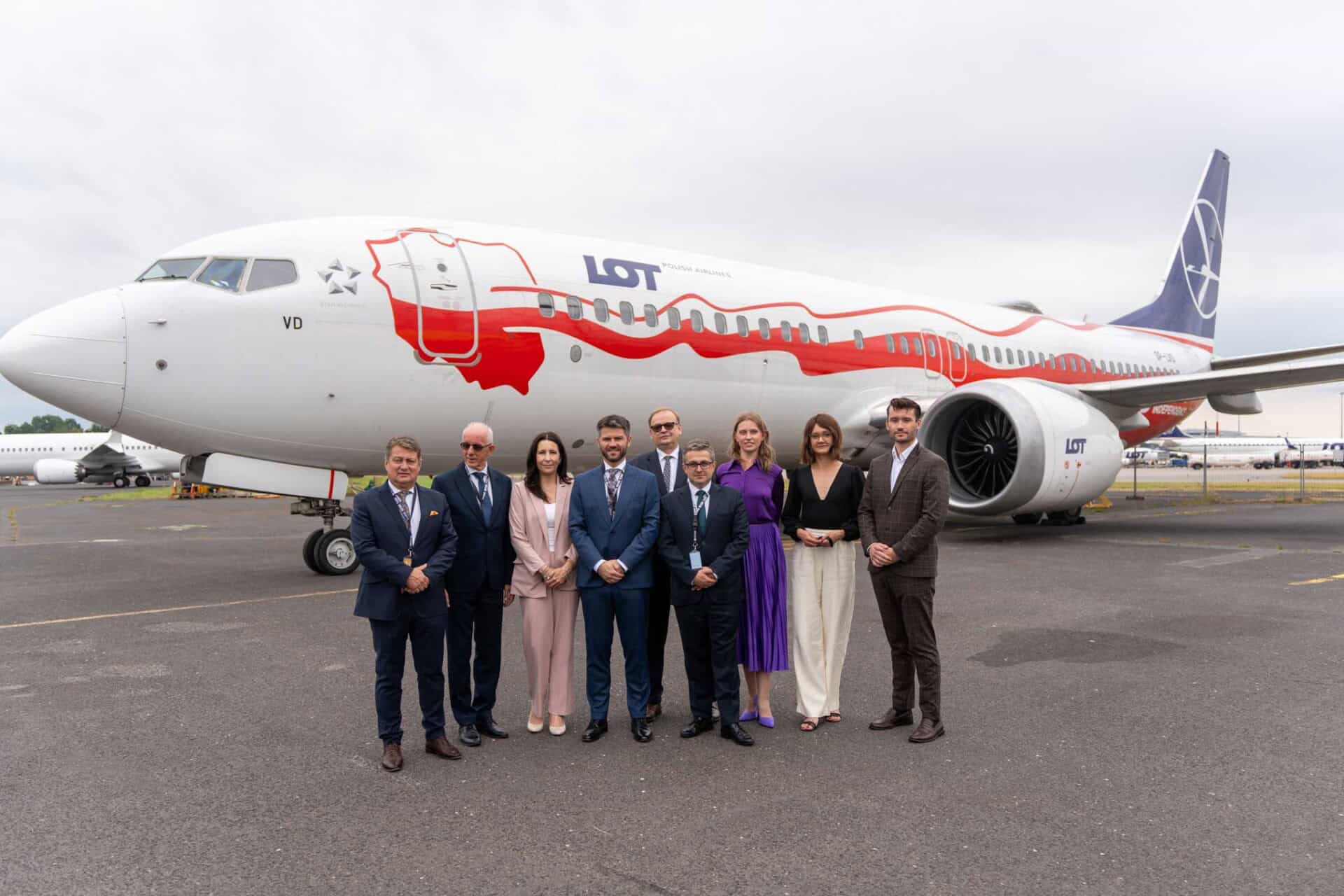 LOT Polish Airlines signs agreement with RARS