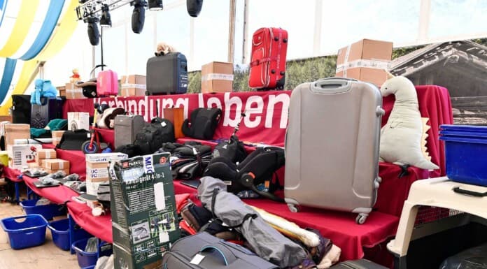 Flughafen München: Versteigerung von Fundsachen in Karlsfeld Fundsachenversteigerung am Flughafen München