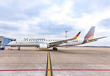 German Airways erweitert Flotte mit Embraer E190 und stärkt Europanetz Embraer E190 der German Airways in neuester Bemalung