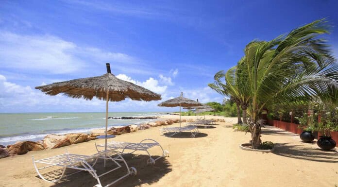 Royal Air Maroc fliegt ab Flughafen München wieder nonstop nach Casablanca Strand in Marokko