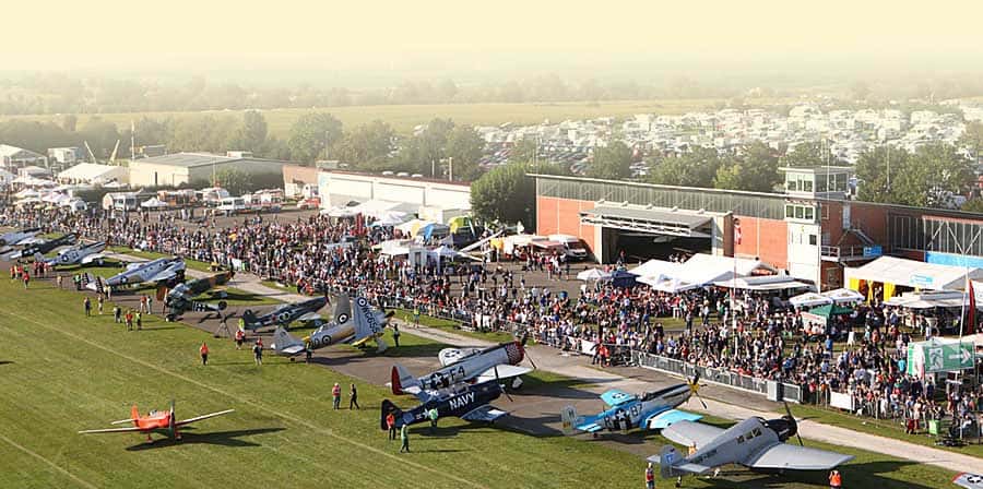 Vintage aircraft meeting at Hahnweide