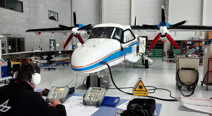 Quantenkommunikation: Von Flugzeugen zu Bodenstationen und zum Quanteninternet DLR.-Forschungsflugzeug im Hangar