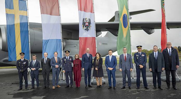 Sweden orders four Embraer C-390 Millennium multi-role aircraft Schweden bestellt vier Embraer C-390 Millennium im Rahmen einer gemeinsamen europäischen Beschaffung