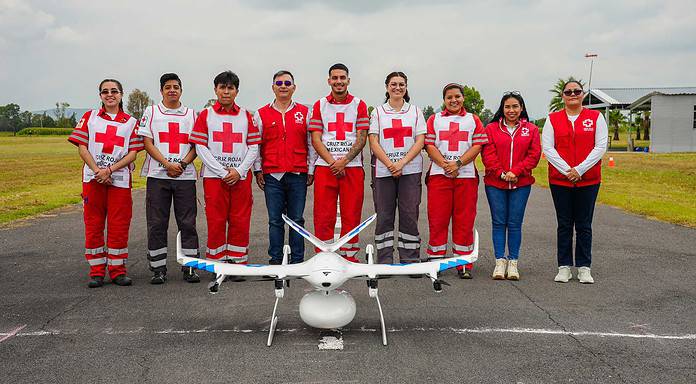 Drohnen zur medizinischen Versorgung in Mexiko im Einsatz Wingcopter Sincronía Logística Team