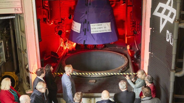 Vinci-Triebwerk der Ariane-6-Rakete am Prüfstand P4.1. in Lampoldshausen