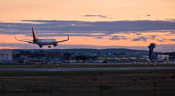 Airport Nürnberg: Mehr Reiseziele und Flugangebote im Winterflugplan In den Herbstferien erwartet der Airport Nürnberg jede Menge Reisende, die in Richtung Sonne unterwegs sind.