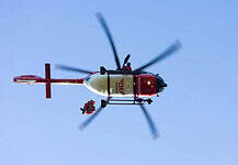 Christoph 54 der DRF Luftrettung beim Freiburg Herbst-Windentraining Das Herbsttraining stärkt Abläufe und Vertrauen zwischen der DRF Luftrettung und ihrer Partner.