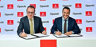 Emirates und OpenAI arbeiten an KI-Innovationen in der Luftfahrt Emirates Group arbeitet mit OpenAI zusammen