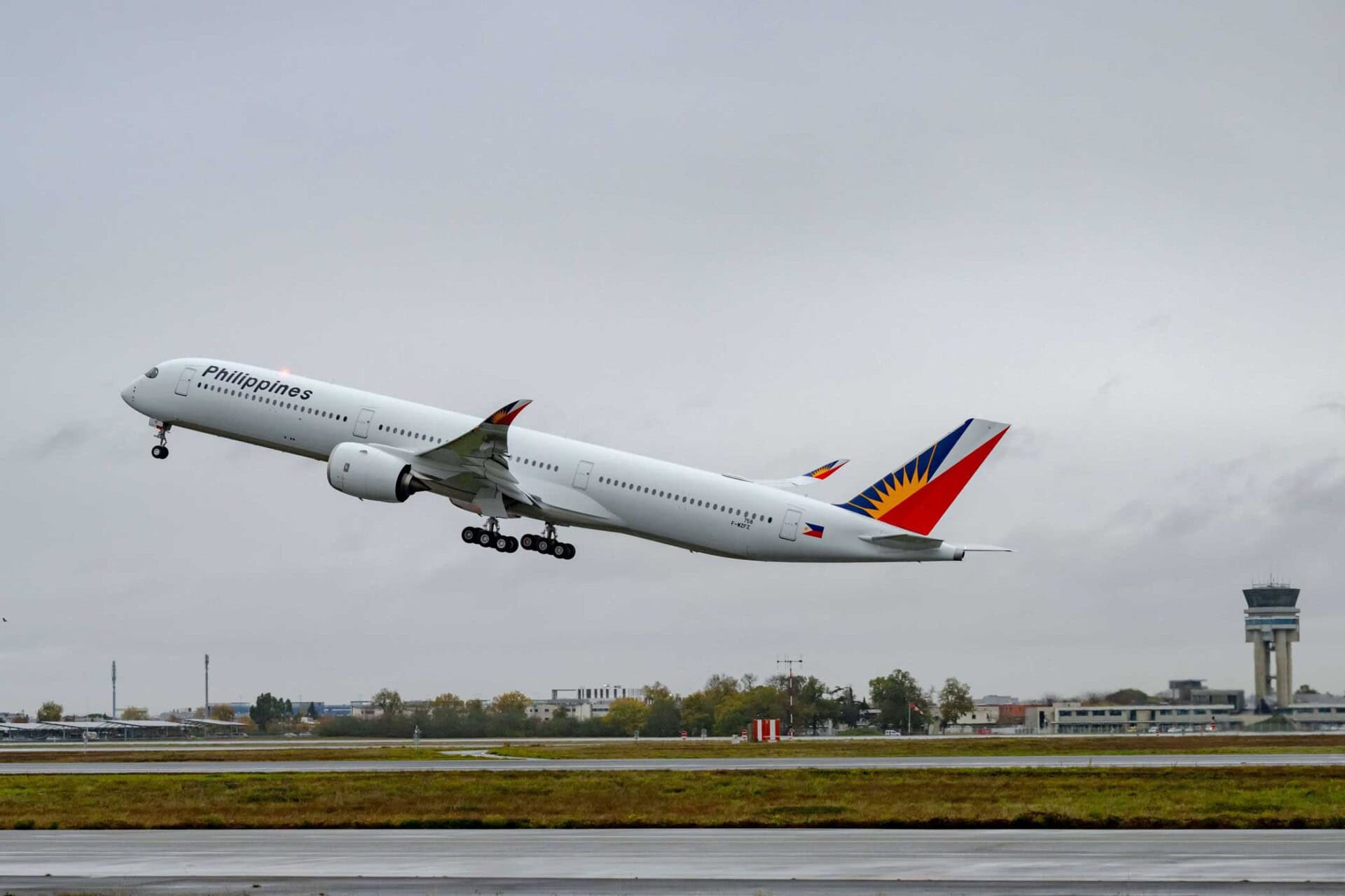 Philippine Airlines A350-1000