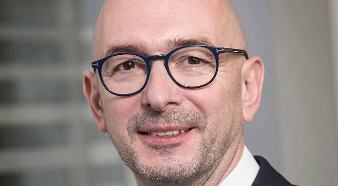 Underestimated potential for greater sustainability in air traffic Reinhard Grimm (Executive Vice President ATM Civil at Frequentis)