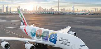 Emirates A380 Grand Slam zeigt Partnerschaft zum Tennissport Emirates Grand Slam A380
