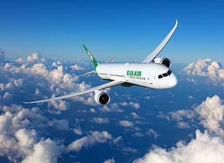 EVA AIR Boeing 787-9 Dreamliner