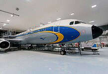 Lufthansa A321 im historischen Parabeldesign Lufthansa Airbus A321 in historischem Parabeldesign