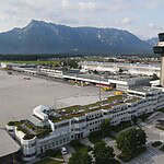 Flughafen Salzburg feiert 100 Jahre mit großem Fest Flughafen Salzburg Luftaufnahme