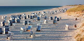 Strandkörbe am Srand von Sylt