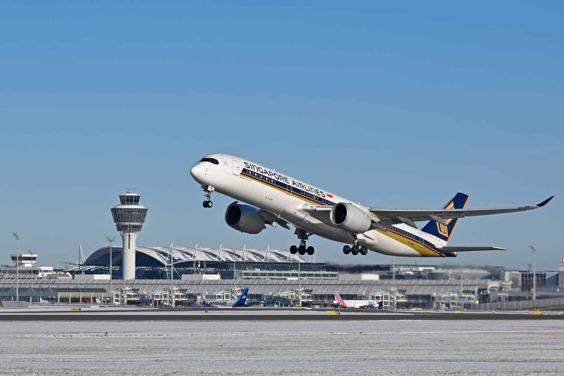 Takeoff of a Singapore Airlines Airbus A350-900 at Munich Airport.