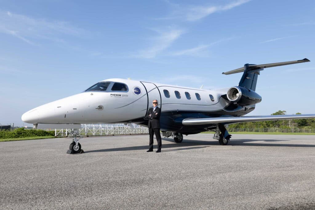 Dreifachzertifizierung der Embraer Phenom 300EV